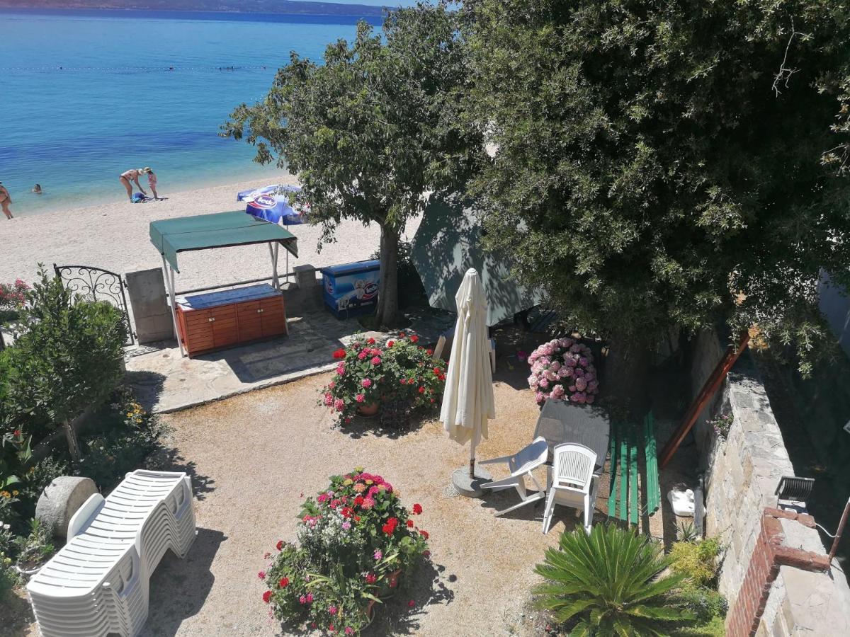 Apartments And Rooms Tomas Podstrana Luaran gambar
